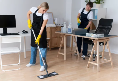 Nettoyage de bureau professionnel à la Planche